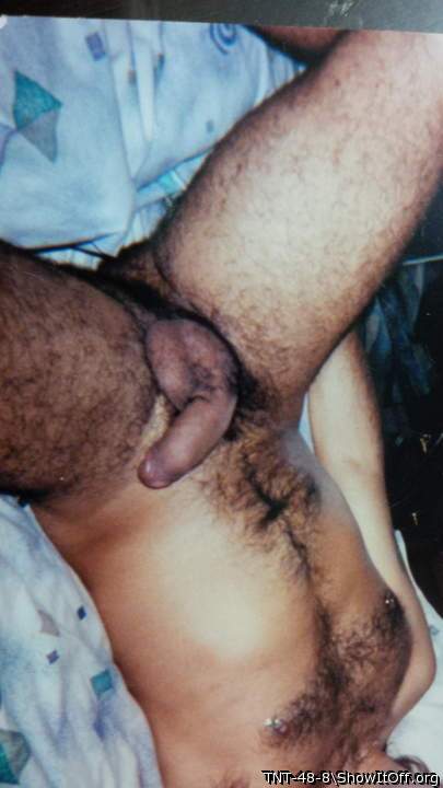 Gorgeous hairy body. Beautiful cock and balls. Very desirabl