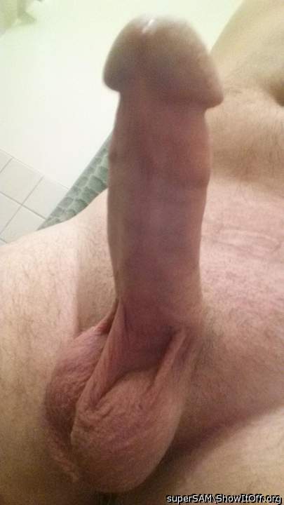 would like to have a seat on your beautiful cock   