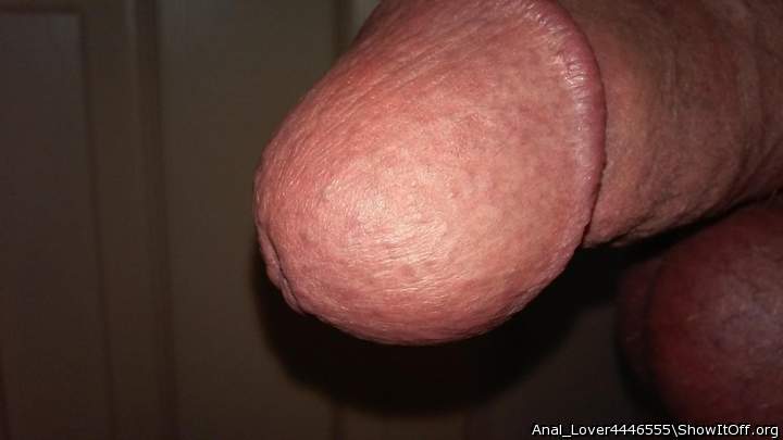Love that big swollen knob. Like to feel it rubbing and push