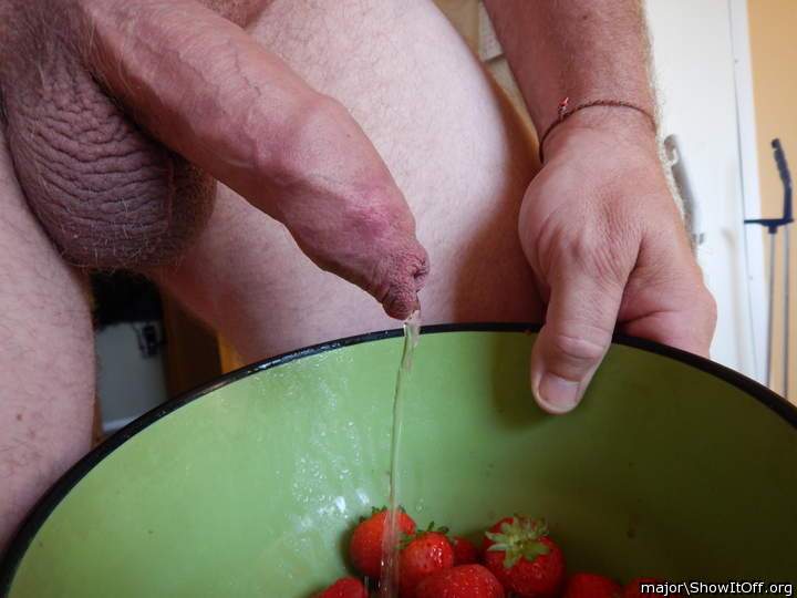 The strawberries tastes better after this watering?!