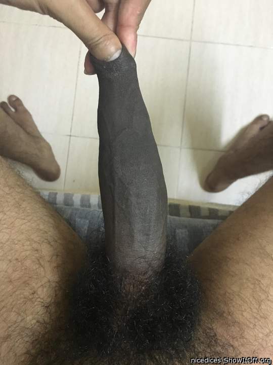 wanna play with ur foreskin
