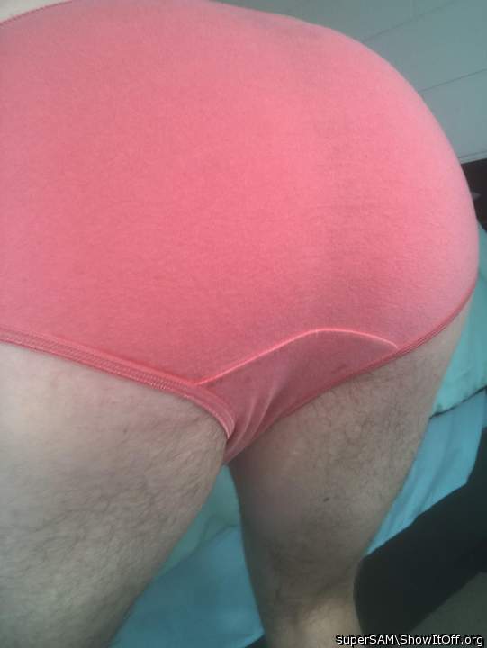 GREAT-LOOKING ASS in NICE TIGHT BRIEFS    