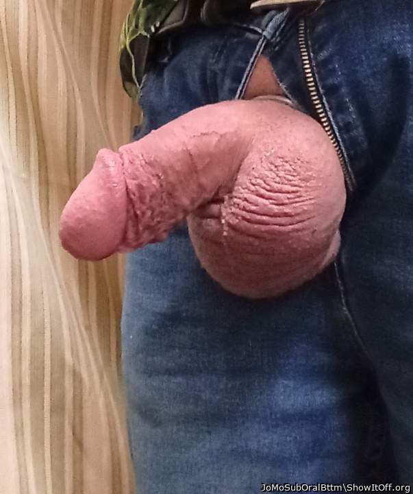 Such a perfect beautiful sexy dick and balls &#128293;&#1278