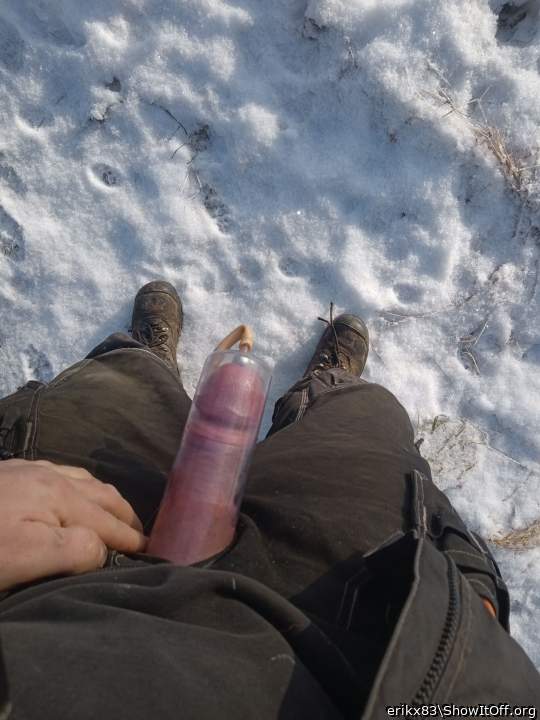 Penis pump outside