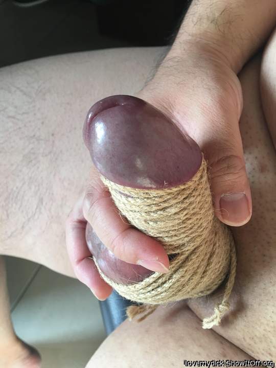 Photo of a middle leg from ilovemydick