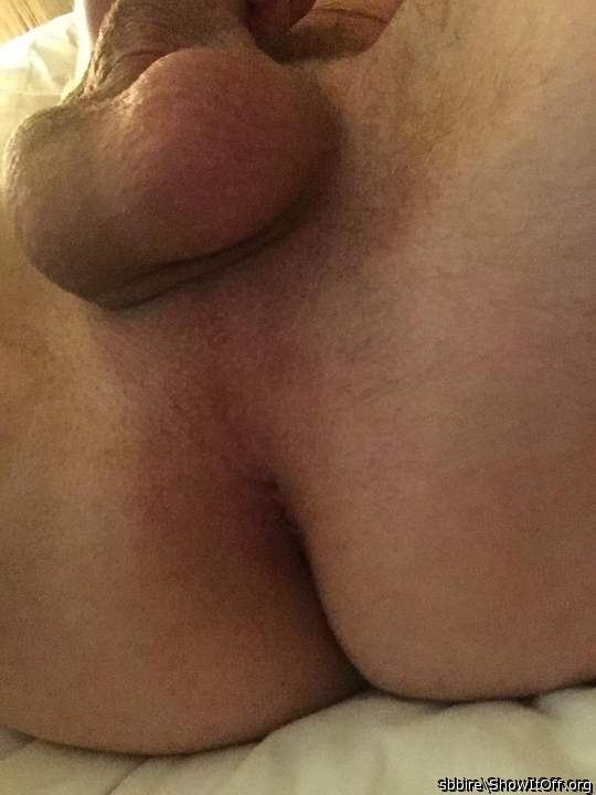 HOT SEXY ASS and BIG BALLS CLOSE-UP, HORNY NUDE POSE and VIE