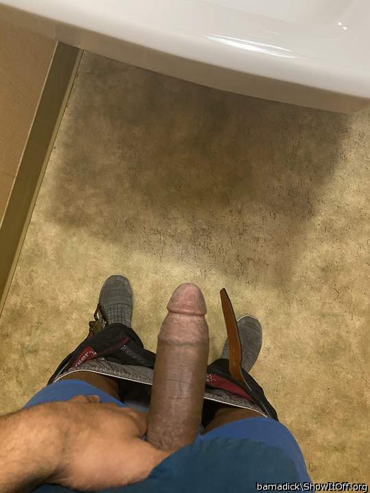 What a great lookin dick, so sexy!