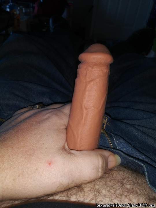 beautiful, straight, ready to suck cock