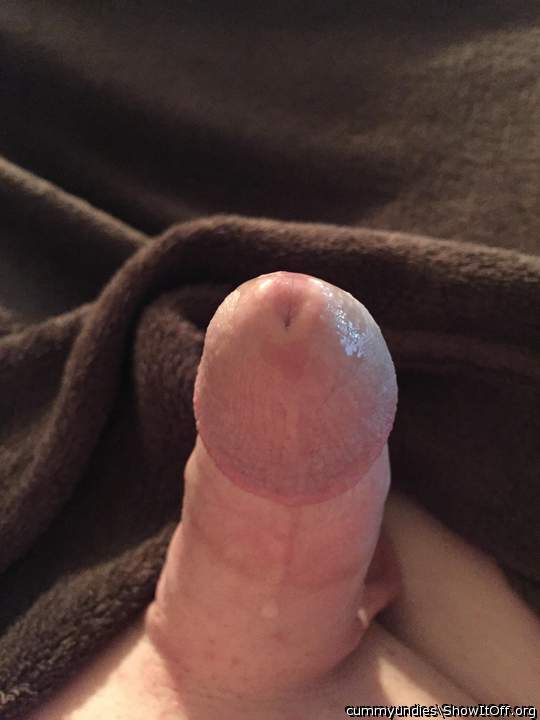 Photo of a middle leg from cummyundies