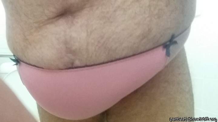 Photo of a weasel from panties1
