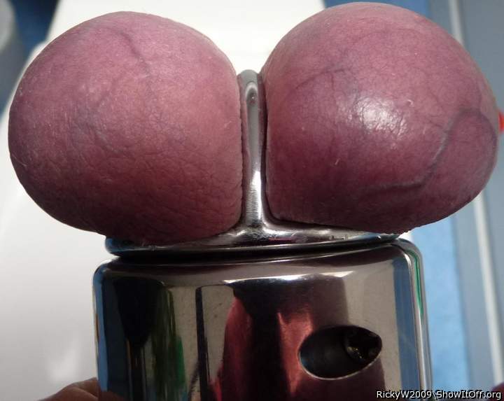 Tight scrotum