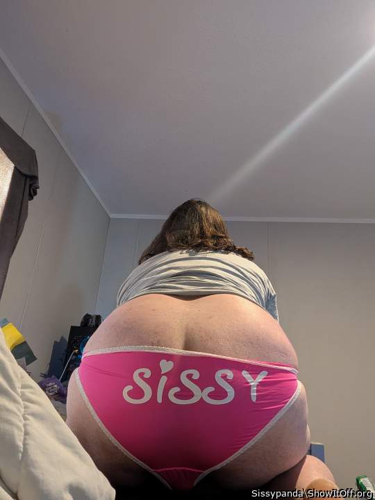 Photo of a stiffie from Sissypanda