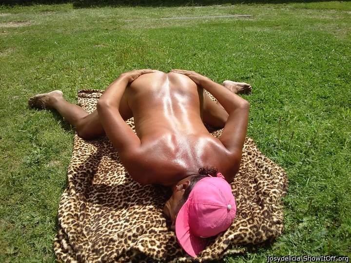 Photo of a pecker from josydelicia