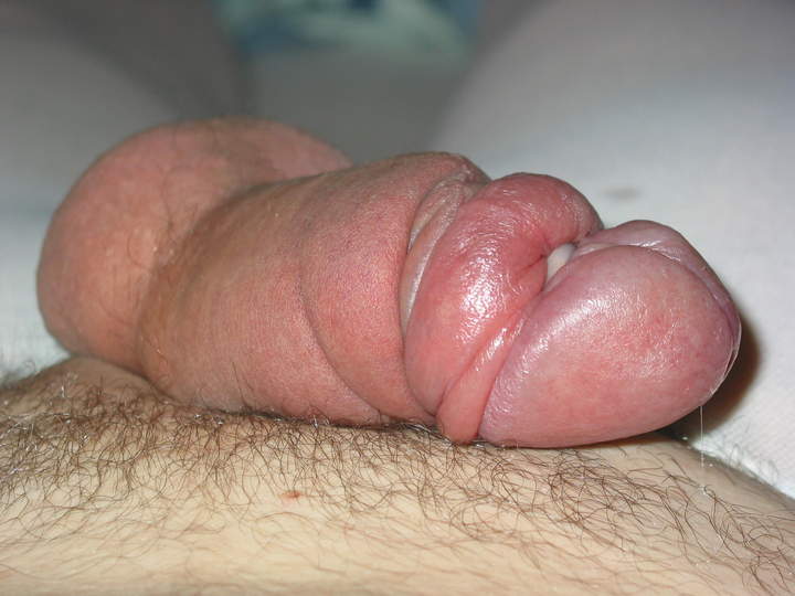 Adult image from nylonlover