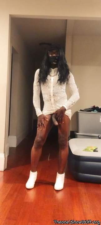 A chocolate punk with a big dick  u can't lose daddy