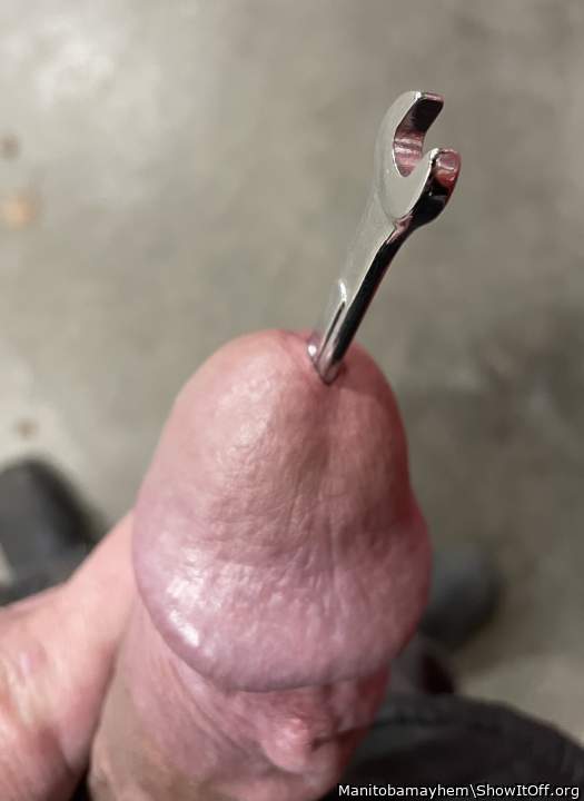 You should tighten your nuts from the outside.