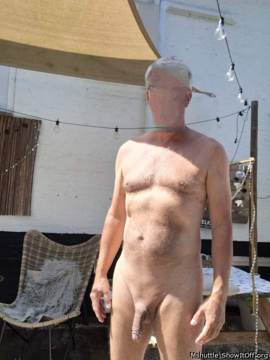 Adult image from Mshuttle
