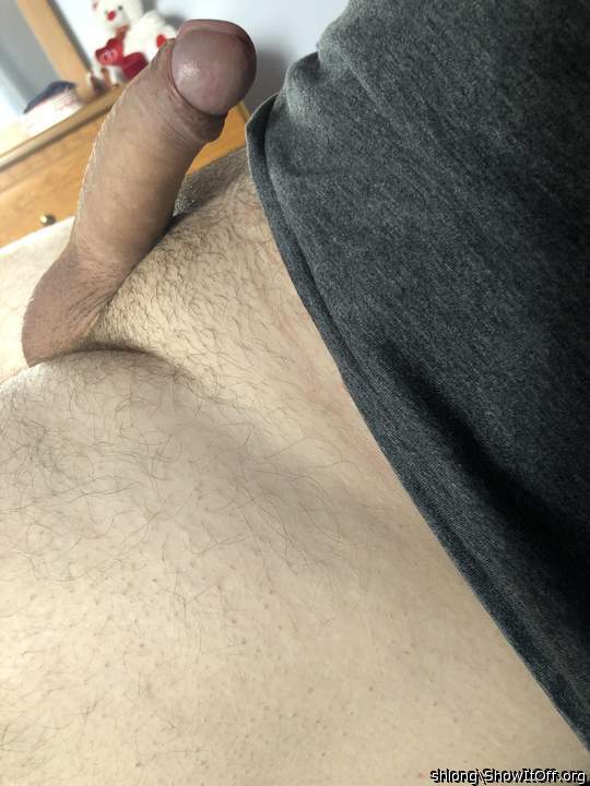 Photo of a schlong from shlong
