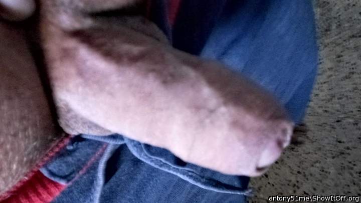 Photo of a stiffie from antony51me