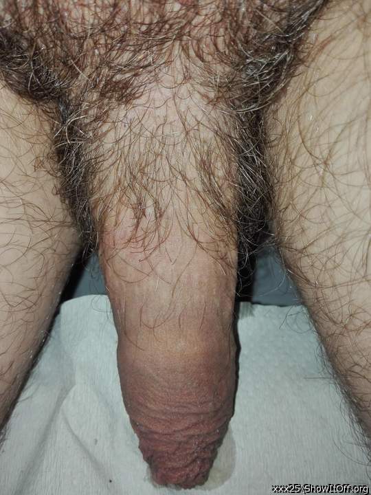 BEAUTIFUL UNCUT DICK CLOSE-UP    