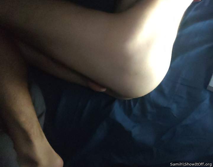 Very shapely ass   