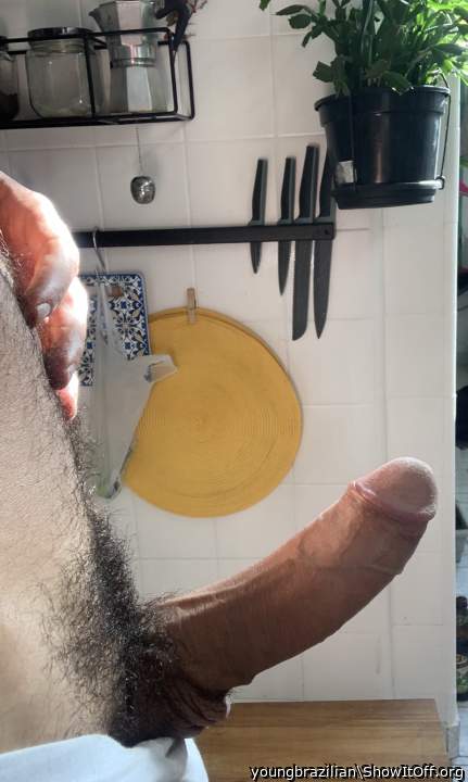 hehe sexy kitchen pic 