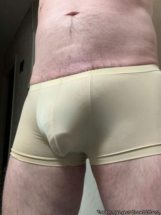 Photo of a weasel from TheHornyVoyeur