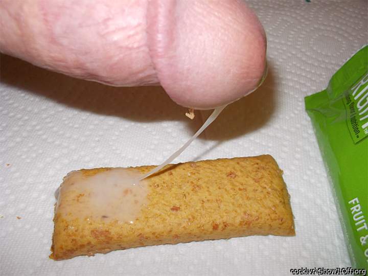 let me tongue yoru dick hole then eat that sweet treat man!
