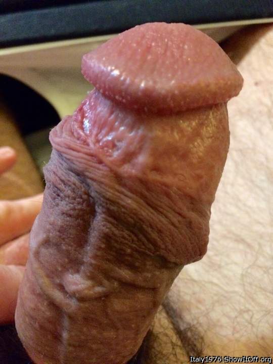 There's something really sexy about this photo. It got me ha