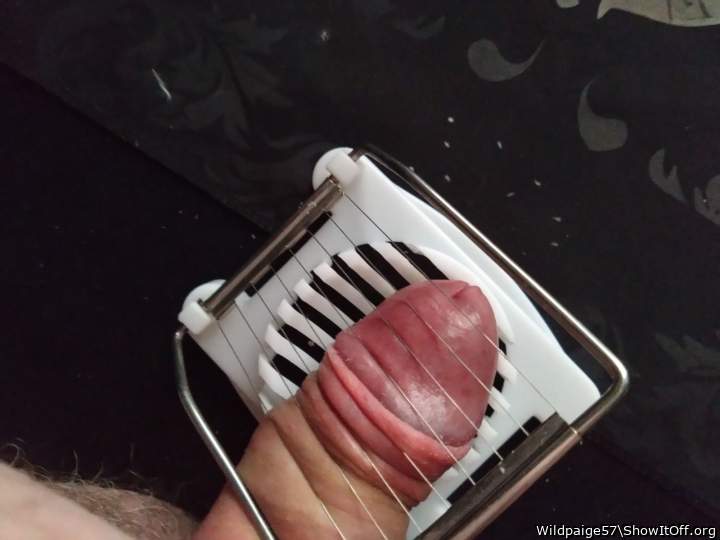 Under the egg slicer