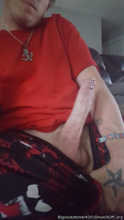 That is an amazing looking cock right there.