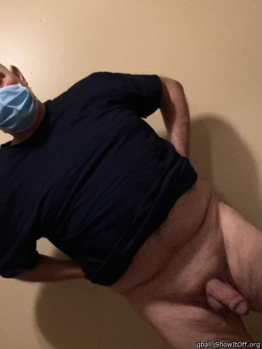 Photo of a third leg from qball