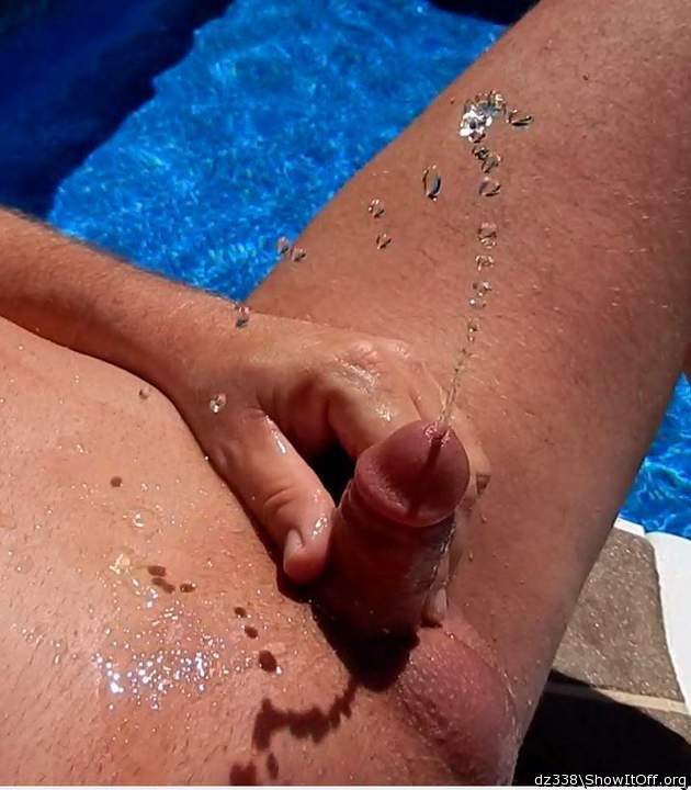 Beautiful pissing!! 