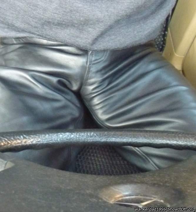 Da ist Leben in der hose