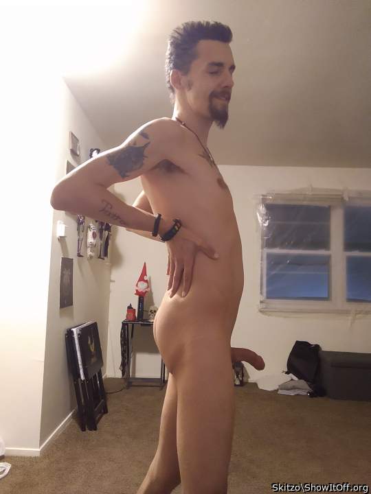Adult image from Skitzo