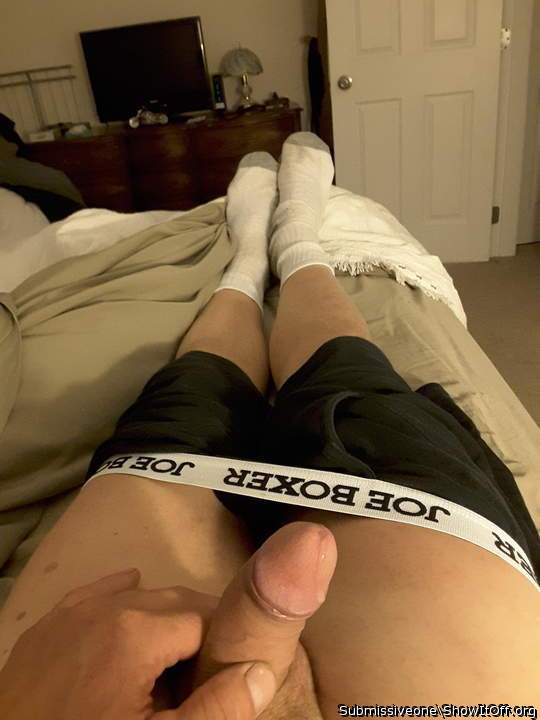 Yummmmmmmm......beautiful sexy dick!!  