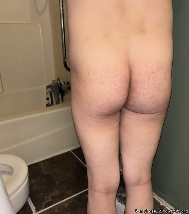 Photo of Man's Ass from Pantyhose1