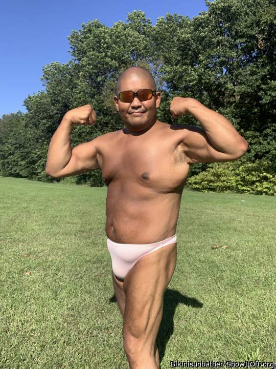 Photo of a jackhammer from Bikinisunbather