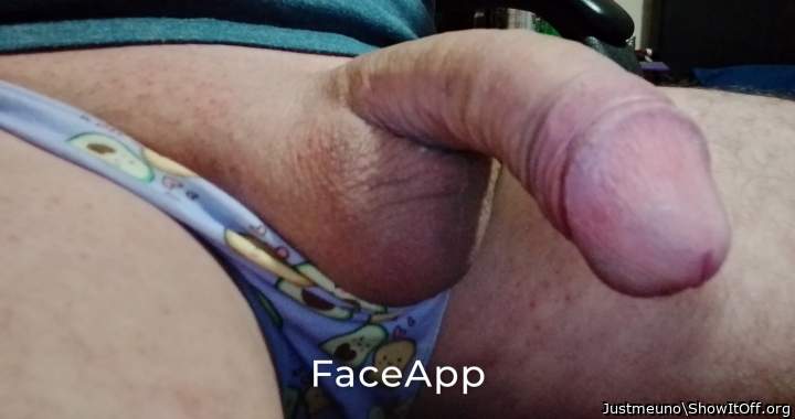 Photo of a love wand from Justmeuno