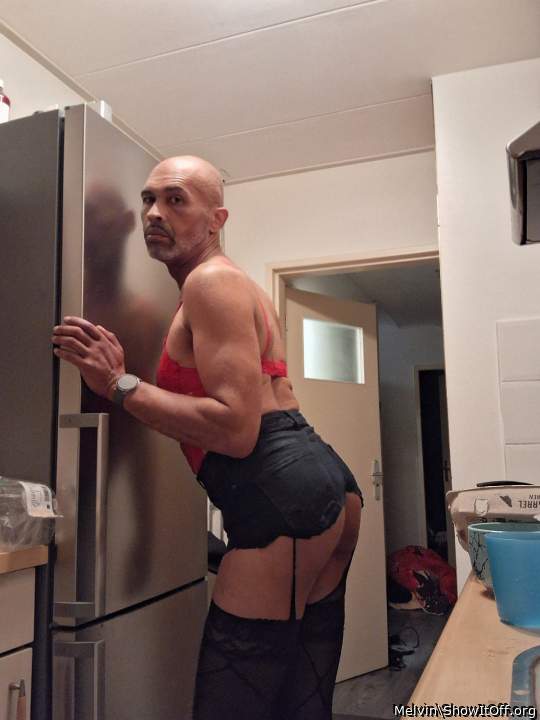 Photo of Man's Ass from Melvin