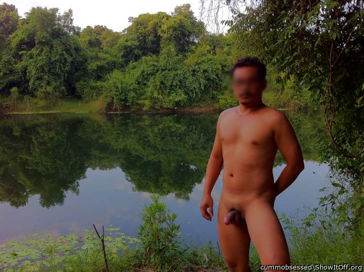 Photo of a stiffie from cummobsessed