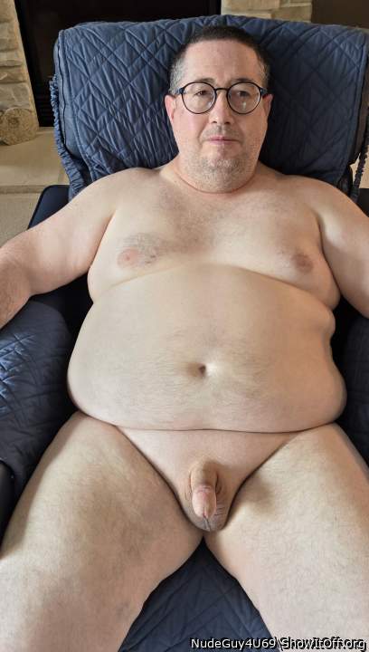 Photo of a middle leg from NudeGuy4U69