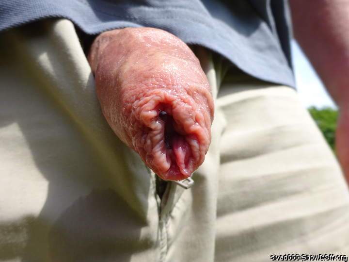 Let me slip my tongue inside that foreskin 