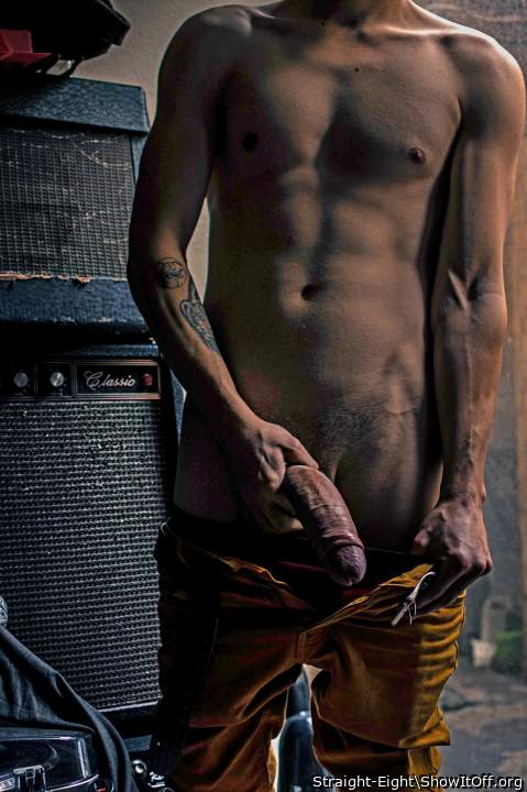 Just damm hot !!! Awesome!    