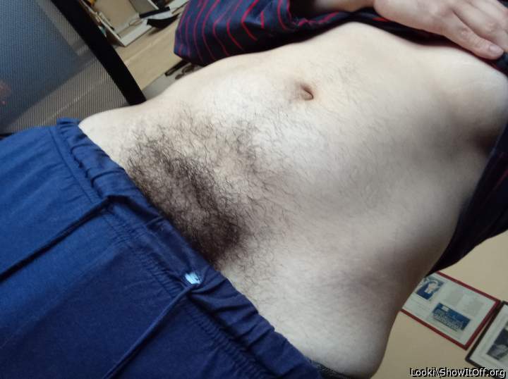 Adult image from Looki