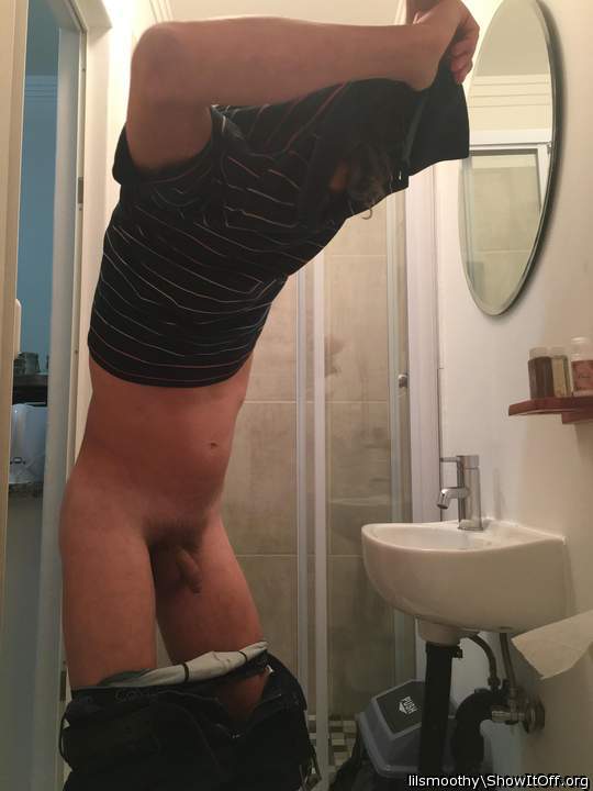 wow, - such a natural sexy situation, very very horny 

lo