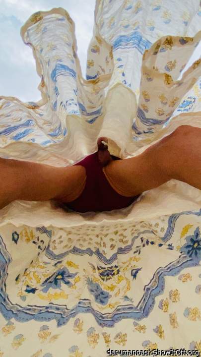    love those up skirts