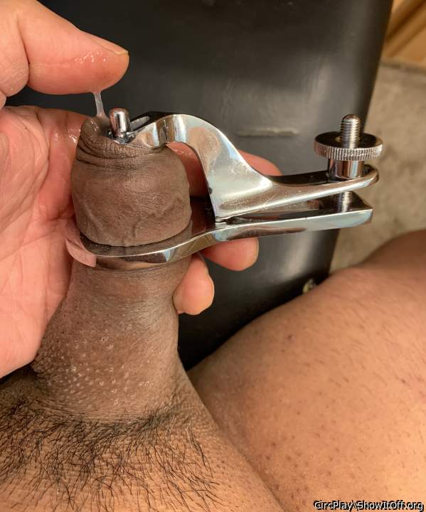 Gomco and cum leakage