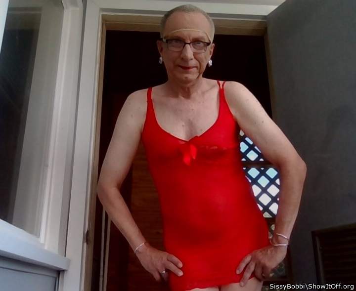 .

  

Hot? That looks RED HOT! 

.