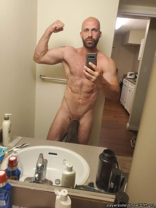 Thanks baby ....your so fucking hot ...I want u badddd